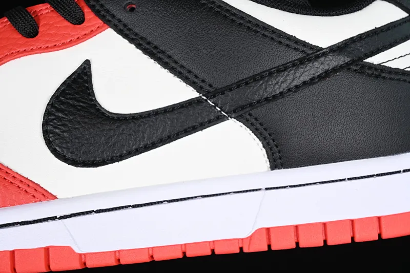 All categories Nk SB Dunk Series Nk SB Dunk Low low-top sneakers NBA x Nk Dunk Low EMB '75th Anniversary' NBA joint SB smashing backboard low-top sneakers DD3363-100
